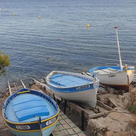 Holiday home Maison Atypique Plage A Pied *